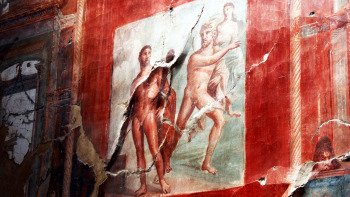Skip-the-Line Pompeii Day Trip with Lunch from Rome