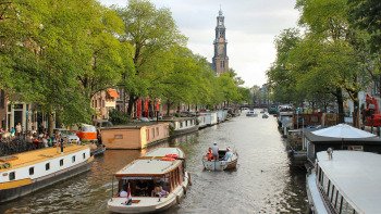 Dinner Cruise on an Antique Riverboat at a Private Table with View