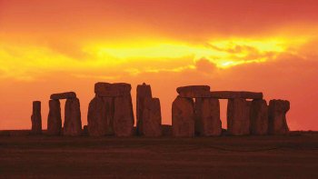 Stonehenge Admission with Transportation & Audio Guide