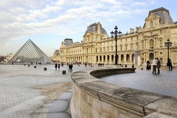 Skip-the-Line: Louvre Museum Half-Day Tour
