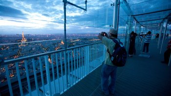 Visite panoramique du 56e étage de la tour Montparnasse