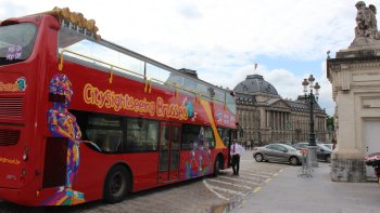 ,Bus turístico ,Hop-On Hop-Off