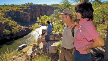 Katherine Gorge Cruise & Edith Falls Day Tour
