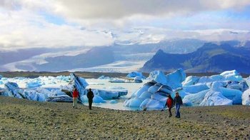 South Coast Waterfalls & Jökulsárlón Glacial Lagoon Tour