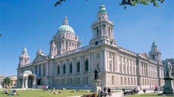 Visite d'une journée complète à la découverte de Belfast et du chantier du ...