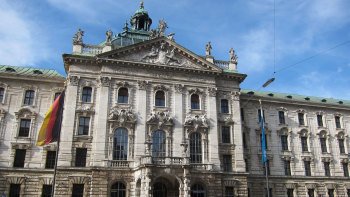 Ver la ciudad,Tours andando,Tour Tercer Reich por Munich,A pie