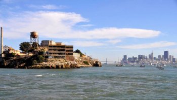 Alcatraz Package: Hop-On Hop-Off Bus Pass, Cruise & City Tour