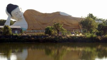 Private Bago's Pagodas Full-Day Tour