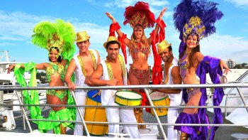 Latino Show & Dinner Cruise