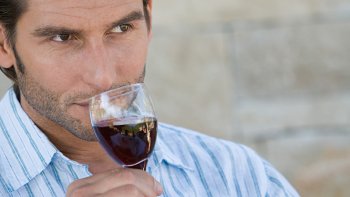 Back Bay Wine Tour with Food & Drink Tastings