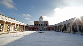 Stadtführung durch Potsdam mit privatem Fahrer und Reiseführer