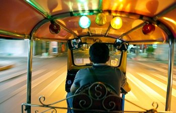 Bangkok City Sites by Foot, Tuk-Tuk & Riverboat