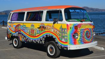 Volkswagen Bus Hippie Sightseeing Tour