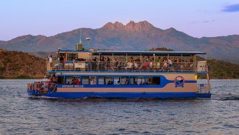 Desert Belle Sightseeing Cruise