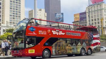 Giro della città hop-on hop-off valido 24 ore