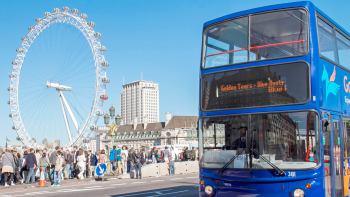 London Hop-On Hop-Off Bus Tour with Top Attraction Tickets
