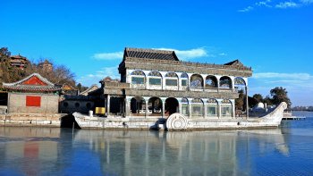 Summer Palace & Great Wall Full-Day Tour with Lunch