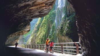 Taroko Marble Gorge Full-Day Tour