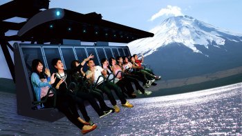 Full-Day Mt. Fuji Bus Tour with 4-D Flight Experience