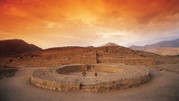 Full-Day Caral Pyramids Tour with Lunch