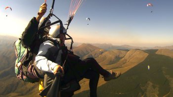 Tandem Paragliding Experience in the Roman Countryside