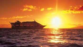 Sunset Cruise & 5-Course Dinner