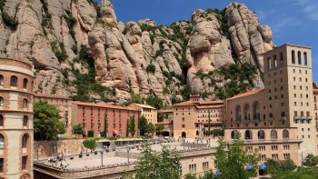Early Access Montserrat Half Day Tour from Barcelona
