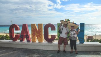 Full-Day Tour of the Hotel Zone with Beaches, Ruins & Market Visit