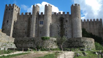 Small-Group Day Trip to Fátima, Nazaré & Óbidos