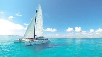 Isla Mujeres Catamaran Trip