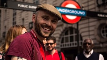 Small-Group Soho Historic & London Pubs Tour