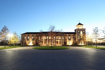 10 Min Flight to Niagara, Two Sisters Winery Experience