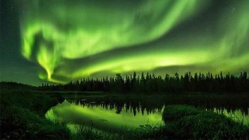 ,Tour de la aurora boreal