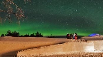 ,Tour de la aurora boreal
