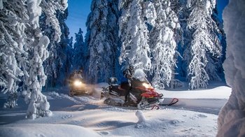 ,Tour de la aurora boreal