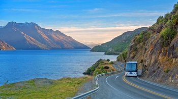 Full-Day Milford Sound Tour with Boutique Cruise & Scenic Flight