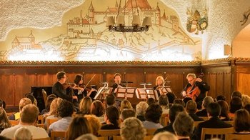 Concerto di Mozart e cena di 3 portate alla fortezza di Salisburgo