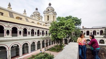 Full-Day Sightseeing Tour with Pachacamac & Magic Water Circuit