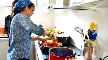 Market Tour, Cooking Class & Lunch with a Farm-to-Table Chef