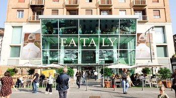 Ingresso fuori orario a "L'ultima cena" con cena di 3 portate e v...