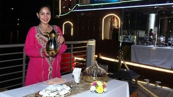Dubai Water Canal Cruise with Buffet Dinner