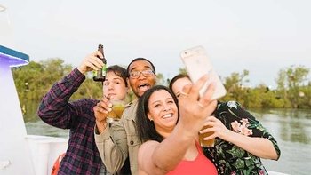 Rock the Yacht Cruise on the Sacramento River