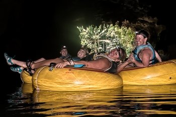 Xunantunich Cave Tubing and zip line Tour