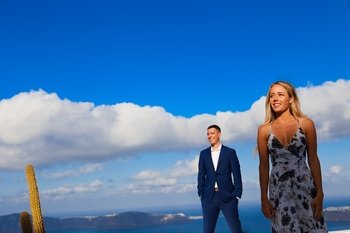 Professional Vacation Photographer - Private Tour- Santorini