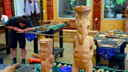 Te Puia New Zealand Maori Arts and Crafts Institute showing art and indigenous culture