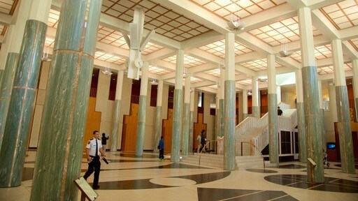 Gedung Parlemen menunjukkan gedung pemerintahan dan pemandangan interior