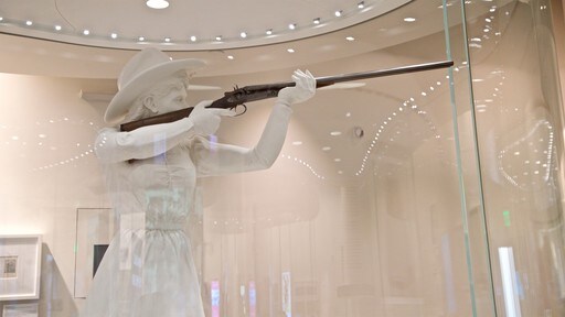 National Cowgirl Museum & Hall of Fame toont historisch erfgoed en interieur