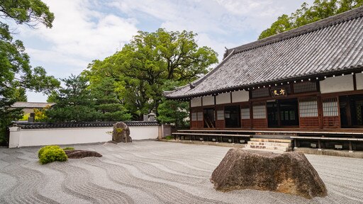 Kyushu menampilkan objek warisan