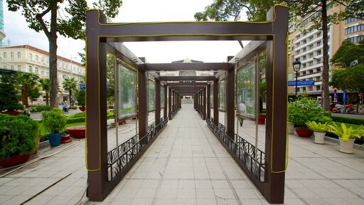 胡志明市 设有 城市 和 現代建築