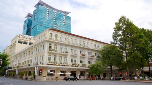 胡志明市 设有 廣場, 城市 和 現代建築